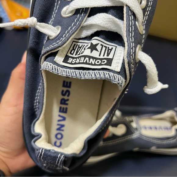 Convers - Picture 7 of 9